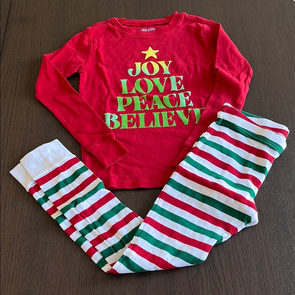 Old Navy - Unisex Festive Red and Green Kids Pajamas, Size L (10)